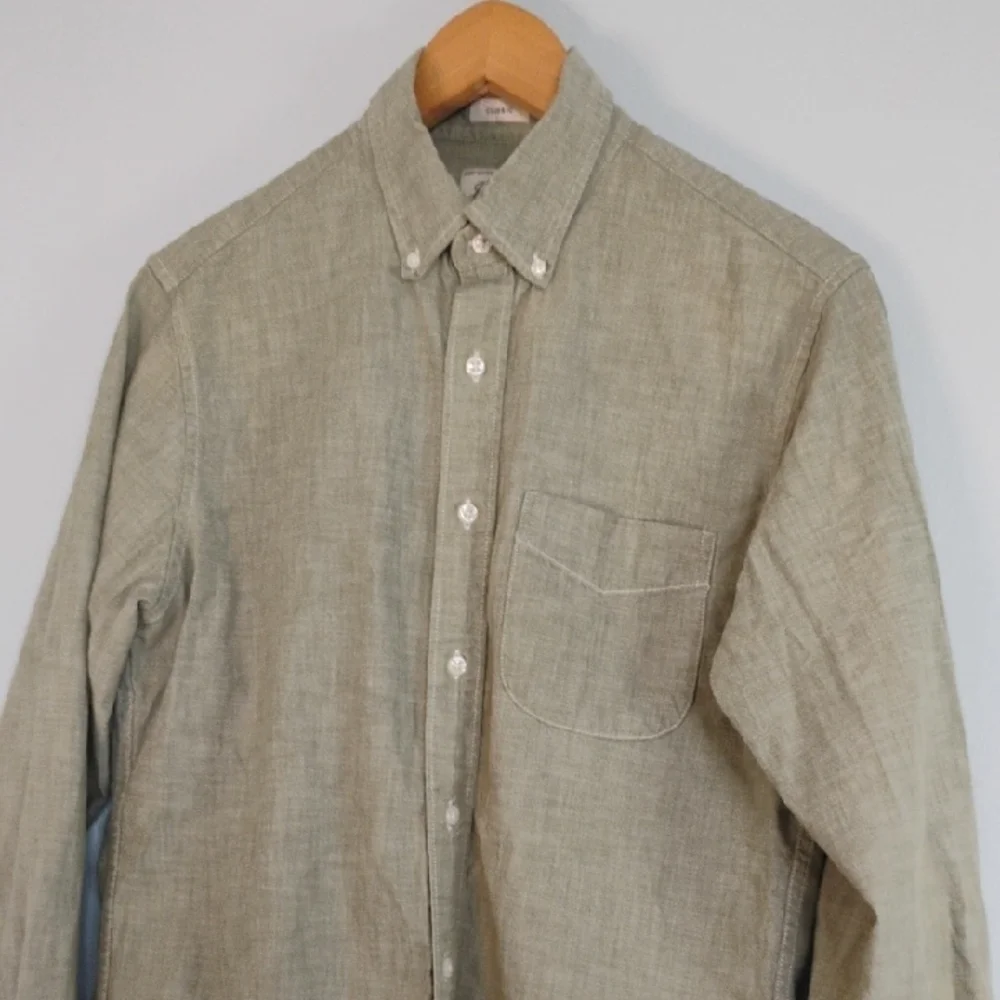 J. Crew Men's Olive Button-Down Shirt Classic Fit Casual Preppy Organic Cotton